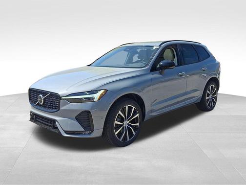 2024 Volvo XC60 B5 Plus Dark Theme