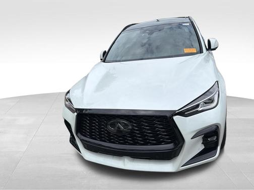 Radiant White 2024 INFINITI QX50 SPORT