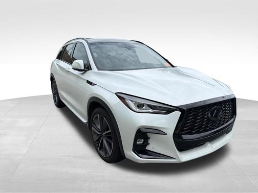 Radiant White 2024 INFINITI QX50 SPORT