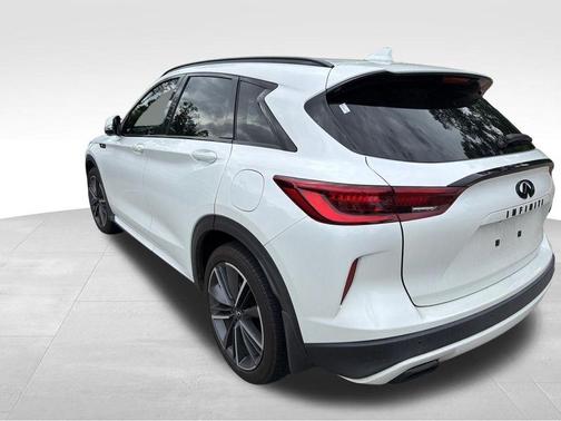 Radiant White 2024 INFINITI QX50 SPORT