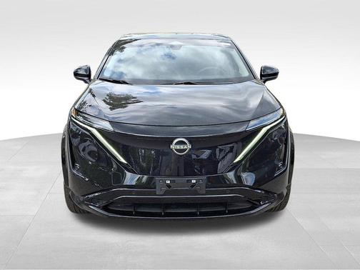 Black Diamond Pearl 2025 Nissan ARIYA EVOLVE+