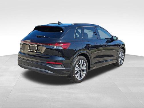 Black Metallic 2025 Audi Q4 e-tron Premium 45 RWD