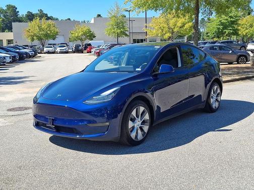 2022 Tesla Model Y Long Range Dual Motor All-Wheel Drive