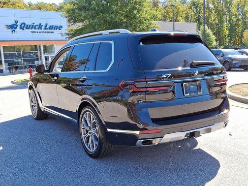 2023 BMW X7 xDrive40i