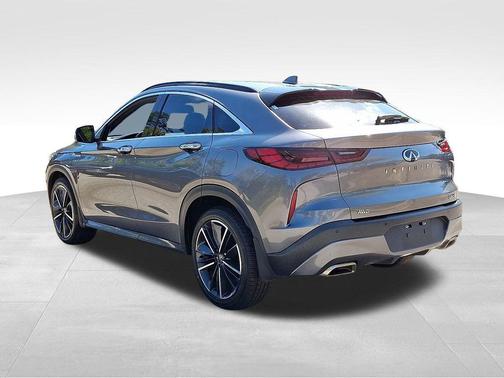 2023 INFINITI QX55 LUXE