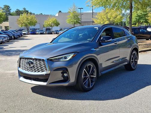 2023 INFINITI QX55 LUXE