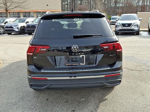 2024 Volkswagen Tiguan 2.0T SE 4MOTION