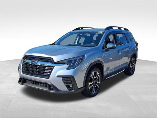 Ice Silver Metallic 2023 Subaru Ascent Limited 7-Passenger