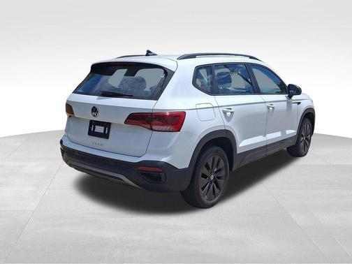 Pure White 2024 Volkswagen Taos 1.5T S