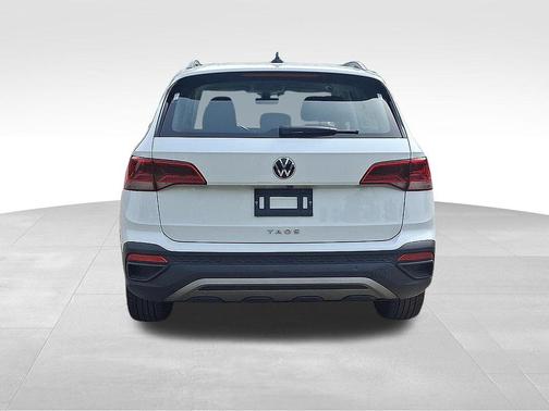 Pure White 2024 Volkswagen Taos 1.5T S