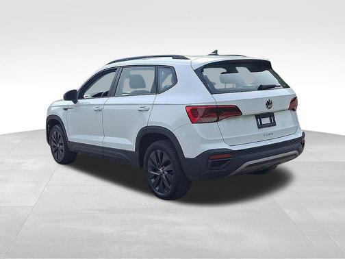 Pure White 2024 Volkswagen Taos 1.5T S