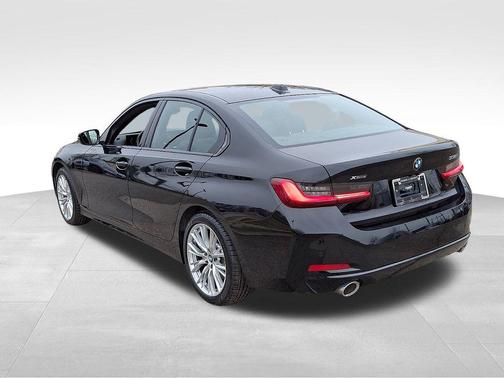 2023 BMW 330 xDrive