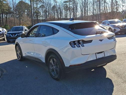 2023 Ford Mustang Mach-E Select