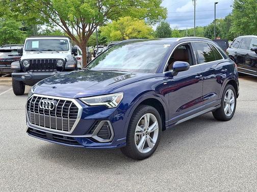 2024 Audi Q3 Premium 45 TFSI S line quattro Tiptronic