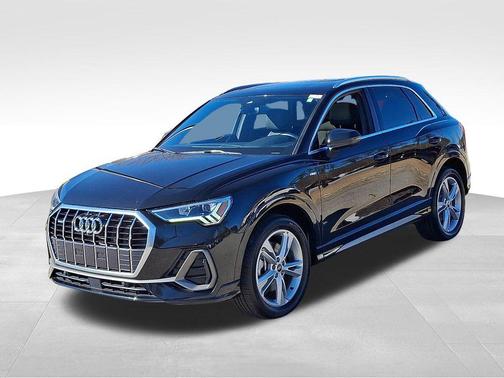 2022 Audi Q3 45 S line Premium Plus