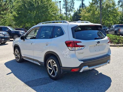 2022 Subaru Forester Touring