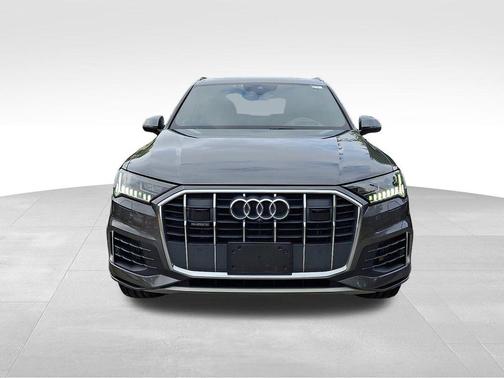 Gray Metallic 2023 Audi Q7 55 Prestige