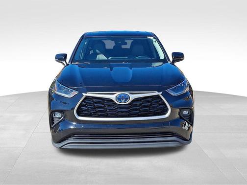 2021 Toyota Highlander Hybrid LE