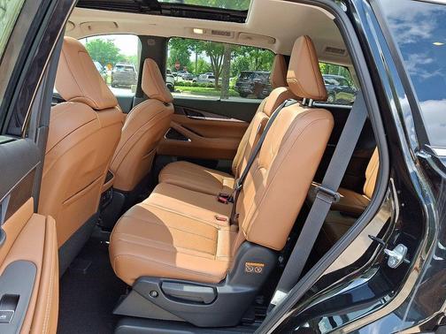 2025 INFINITI QX60 SENSORY