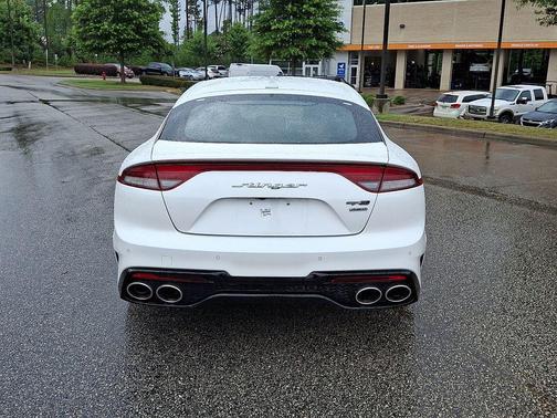 2022 Kia Stinger GT-Line