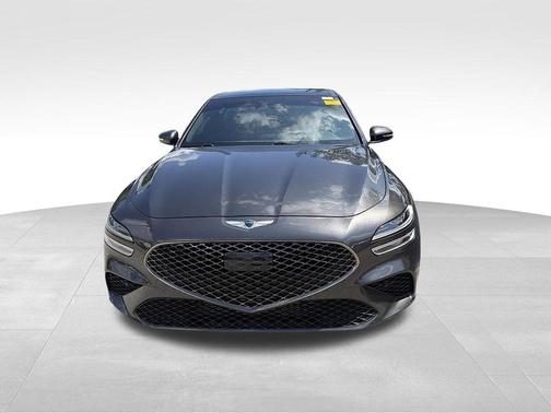 Makalu Gray 2023 Genesis G70 3.3T RWD