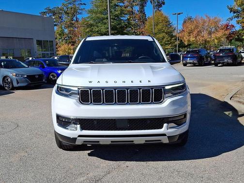 2024 Jeep Wagoneer Series II 4x2
