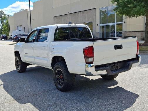 2022 Toyota Tacoma SR5