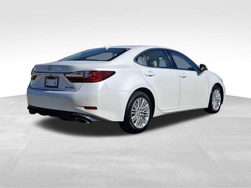 2016 Lexus ES 350 Base