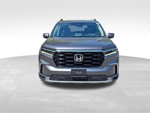 Modern Steel Metallic 2023 Honda Pilot AWD Elite