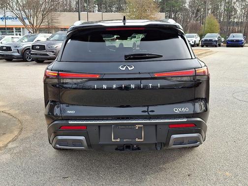 2025 INFINITI QX60 SENSORY