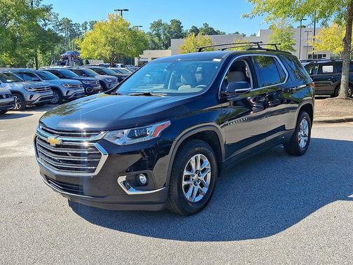 2020 Chevrolet Traverse LT Cloth