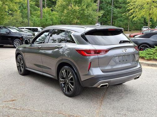 2022 INFINITI QX50 LUXE