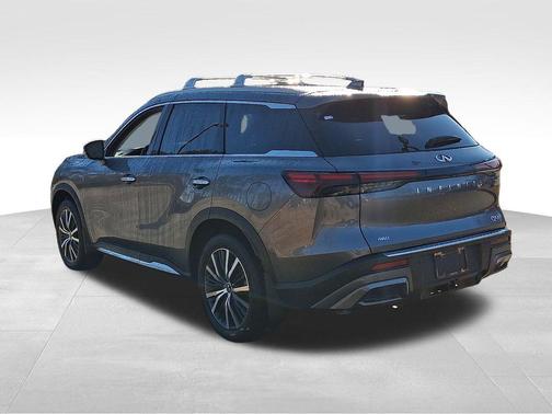 2025 INFINITI QX60 SENSORY