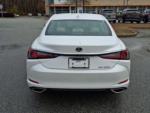 2025 Lexus ES 350 Base