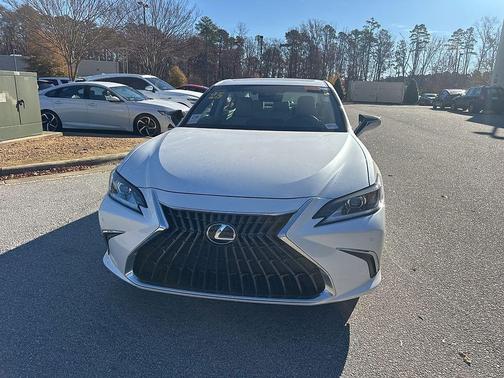 2025 Lexus ES 350 Base