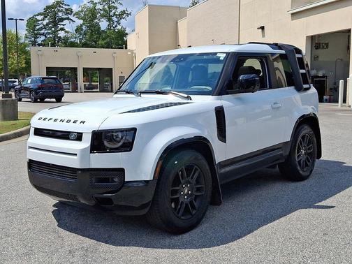 2024 Land Rover Defender 90 P400 X-Dynamic SE