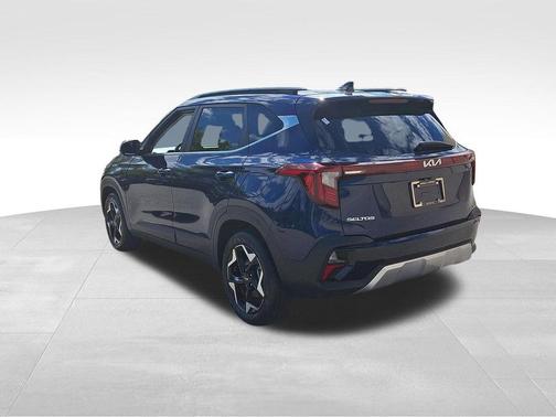 Dark Ocean Blue 2024 Kia Seltos EX