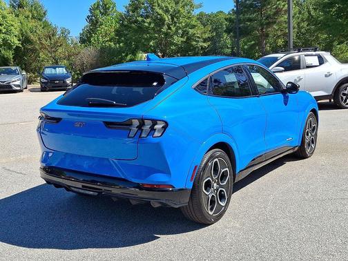 2021 Ford Mustang Mach-E GT