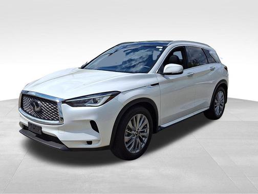Radiant White 2024 INFINITI QX50 LUXE AWD