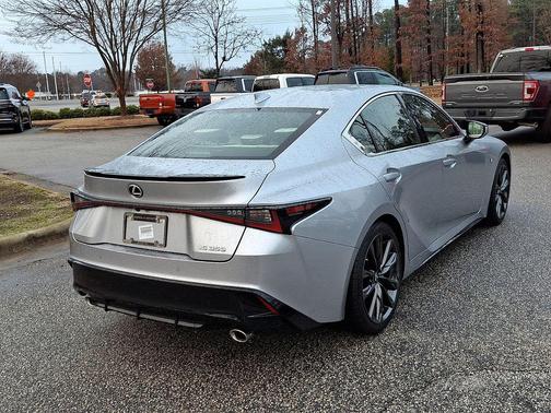 2022 Lexus IS 350 Base