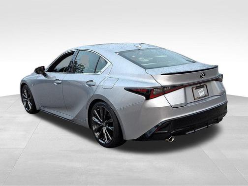 2022 Lexus IS 350 Base