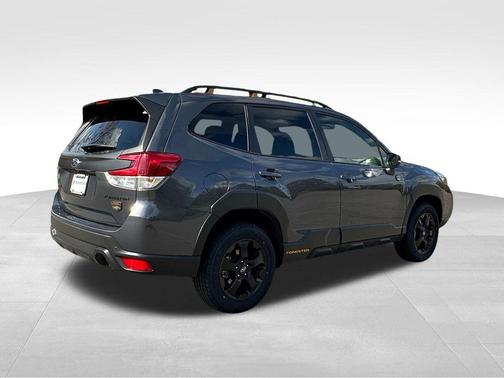 Magnetite Gray Metallic 2022 Subaru Forester Wilderness