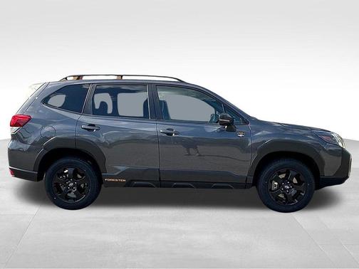 Magnetite Gray Metallic 2022 Subaru Forester Wilderness