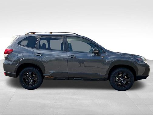 Magnetite Gray Metallic 2022 Subaru Forester Wilderness
