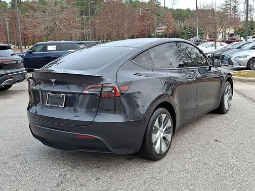 2024 Tesla Model Y Long Range Dual Motor All-Wheel Drive