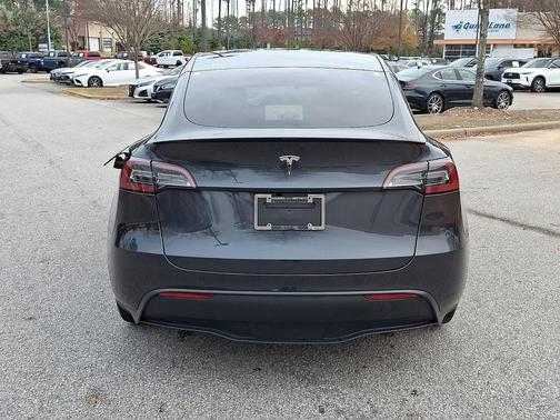 2024 Tesla Model Y Long Range Dual Motor All-Wheel Drive