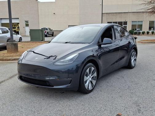 2024 Tesla Model Y Long Range Dual Motor All-Wheel Drive