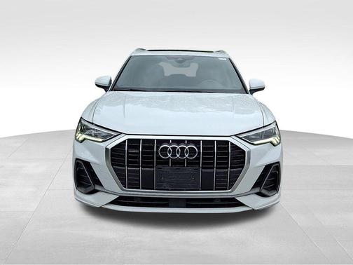 Glacier White Metallic 2020 Audi Q3 45 S line Prestige