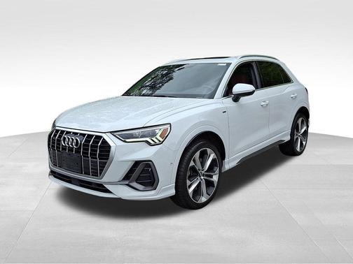 Glacier White Metallic 2020 Audi Q3 45 S line Prestige