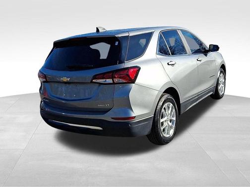 Sterling Gray Metallic 2024 Chevrolet Equinox 1LT